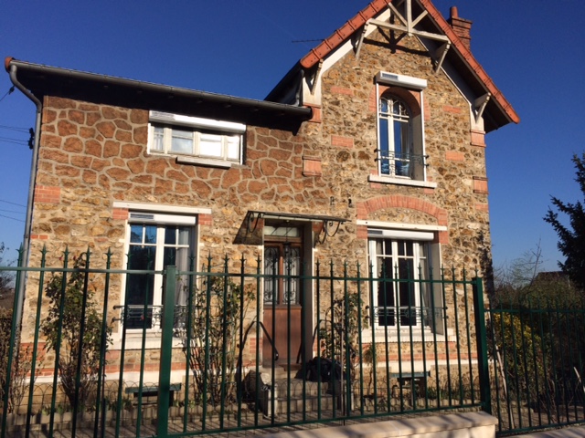Beynat Fermetures 95 Fenetre Bois Pvc Beauchamp 95 VOLET ROULANTS SOLAIRE POSE EN RENOVATION